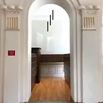 Apartamento 329 *