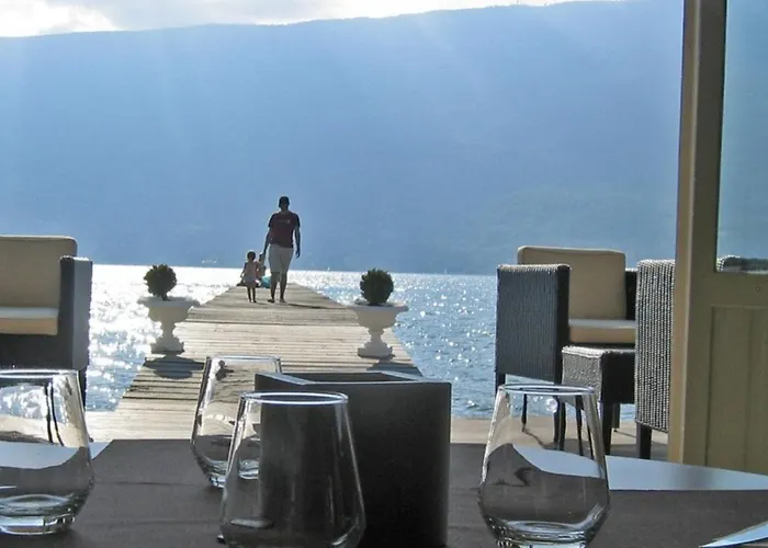 329 Апартаменты